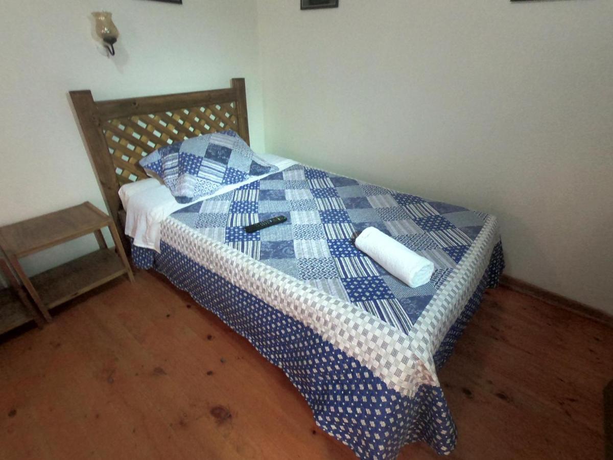 Vicuña Hostal Michel מראה חיצוני תמונה